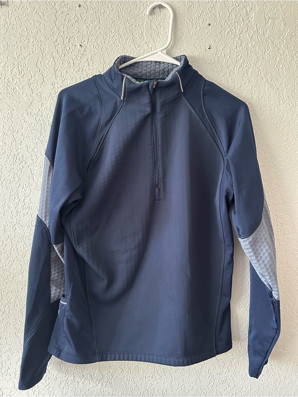 Zoot Navy Pullover with Light Gray Textured Lining